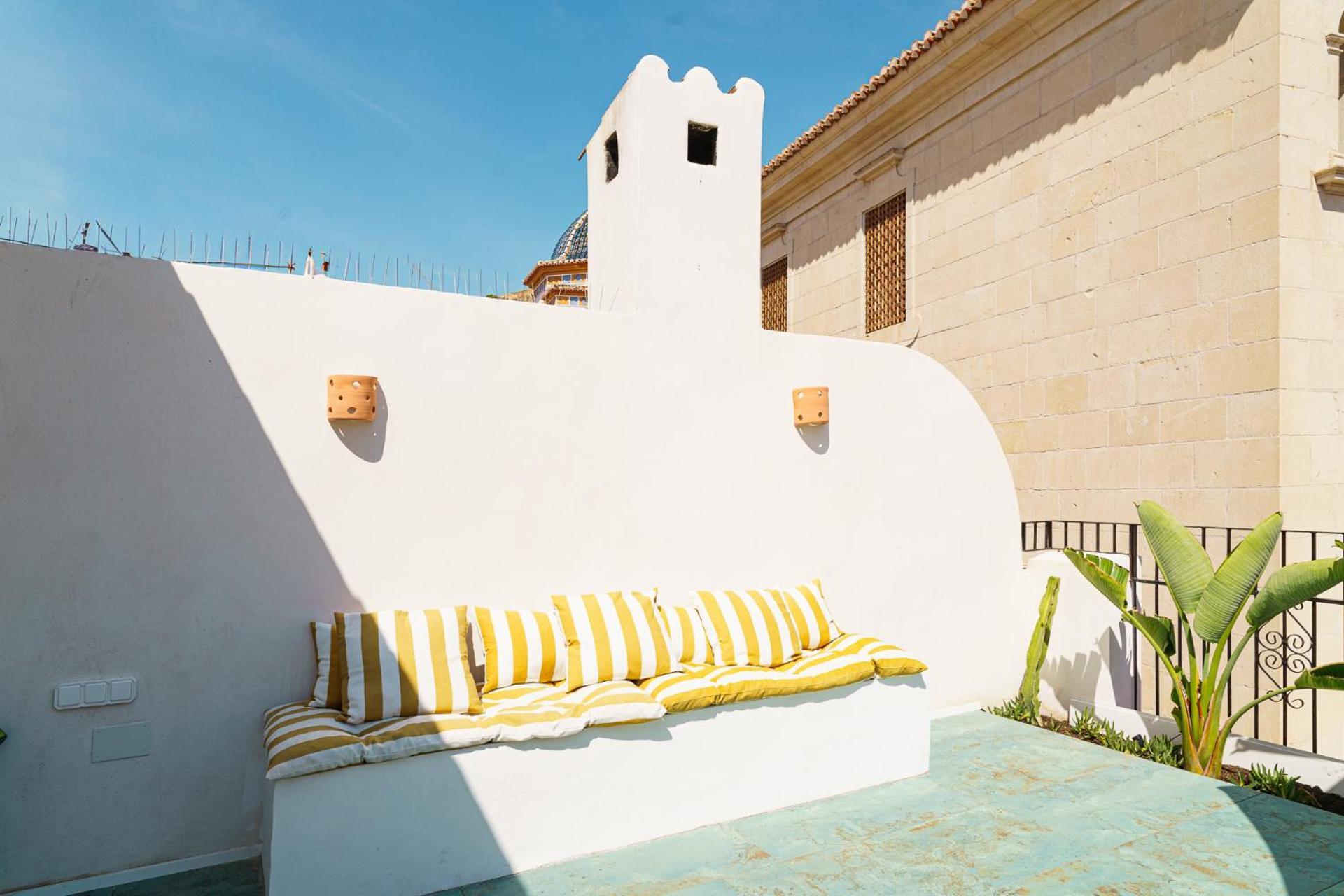 Refined And Practical Studio In Historic Center Of Alicante Kültér fotó
