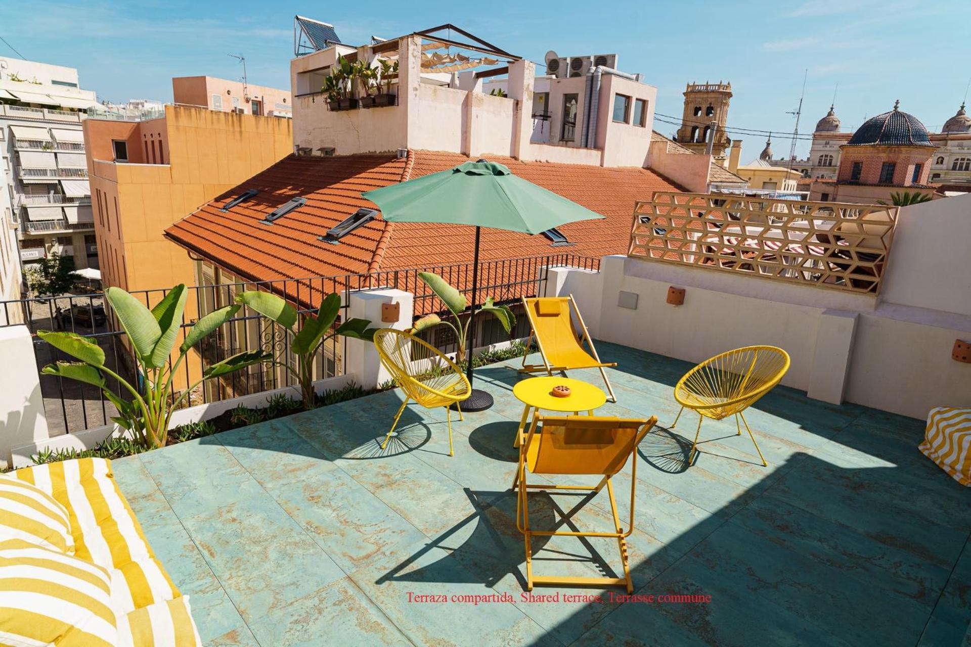 Refined And Practical Studio In Historic Center Of Alicante Kültér fotó