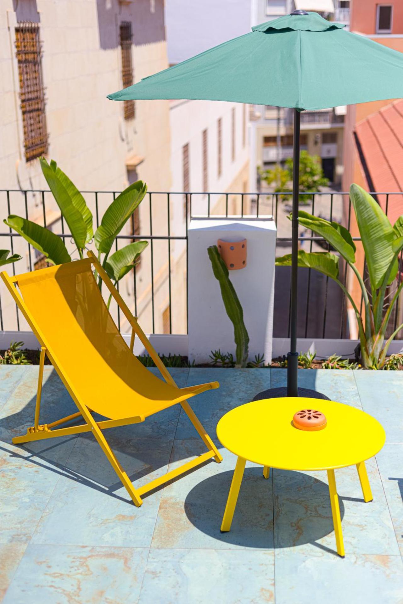 Refined And Practical Studio In Historic Center Of Alicante Kültér fotó