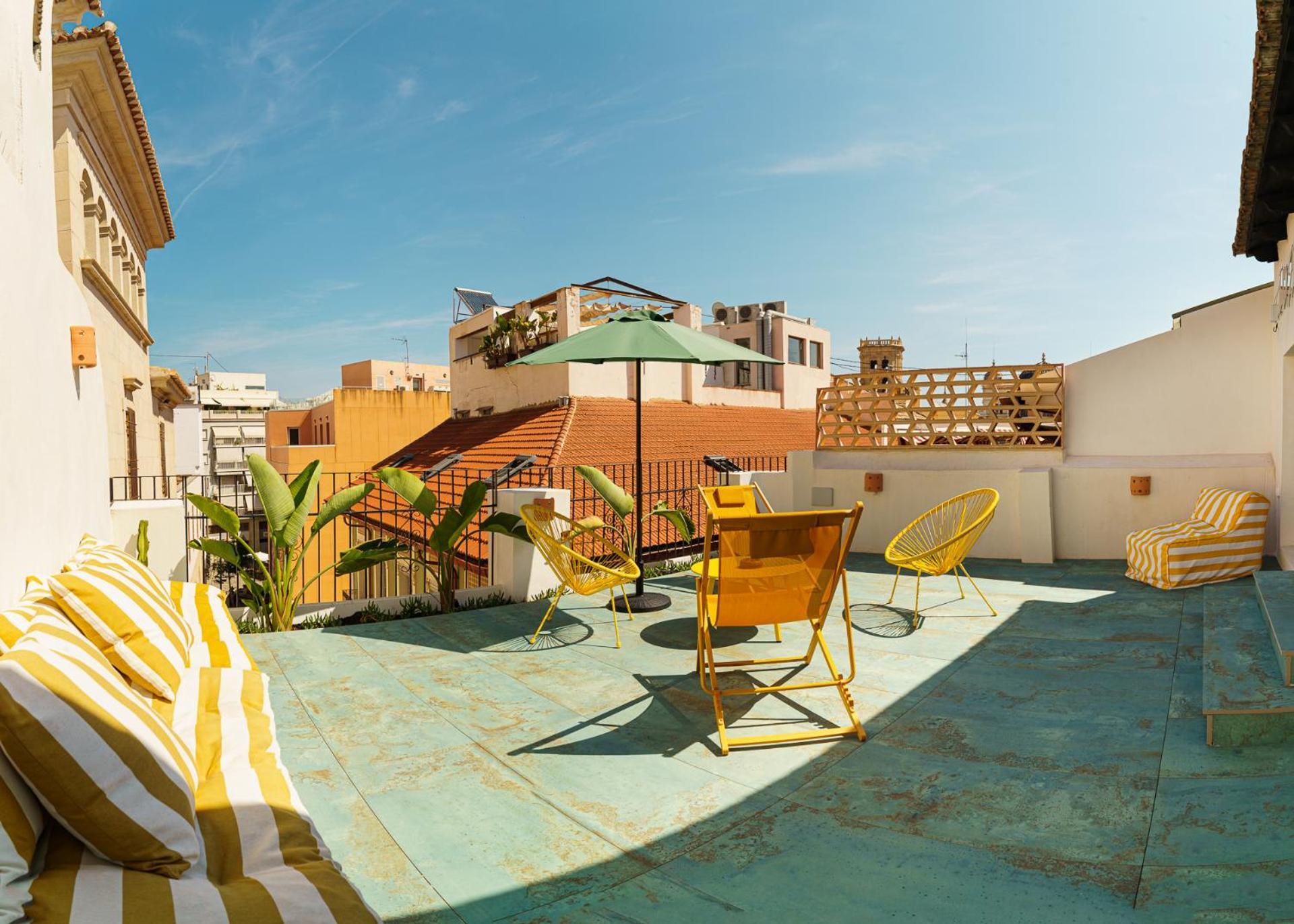 Refined And Practical Studio In Historic Center Of Alicante Kültér fotó